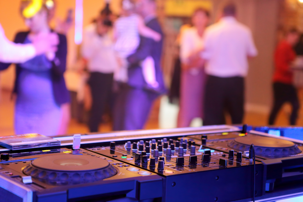 The Benefits of Hiring a Professional DJ for Your Wedding Reception